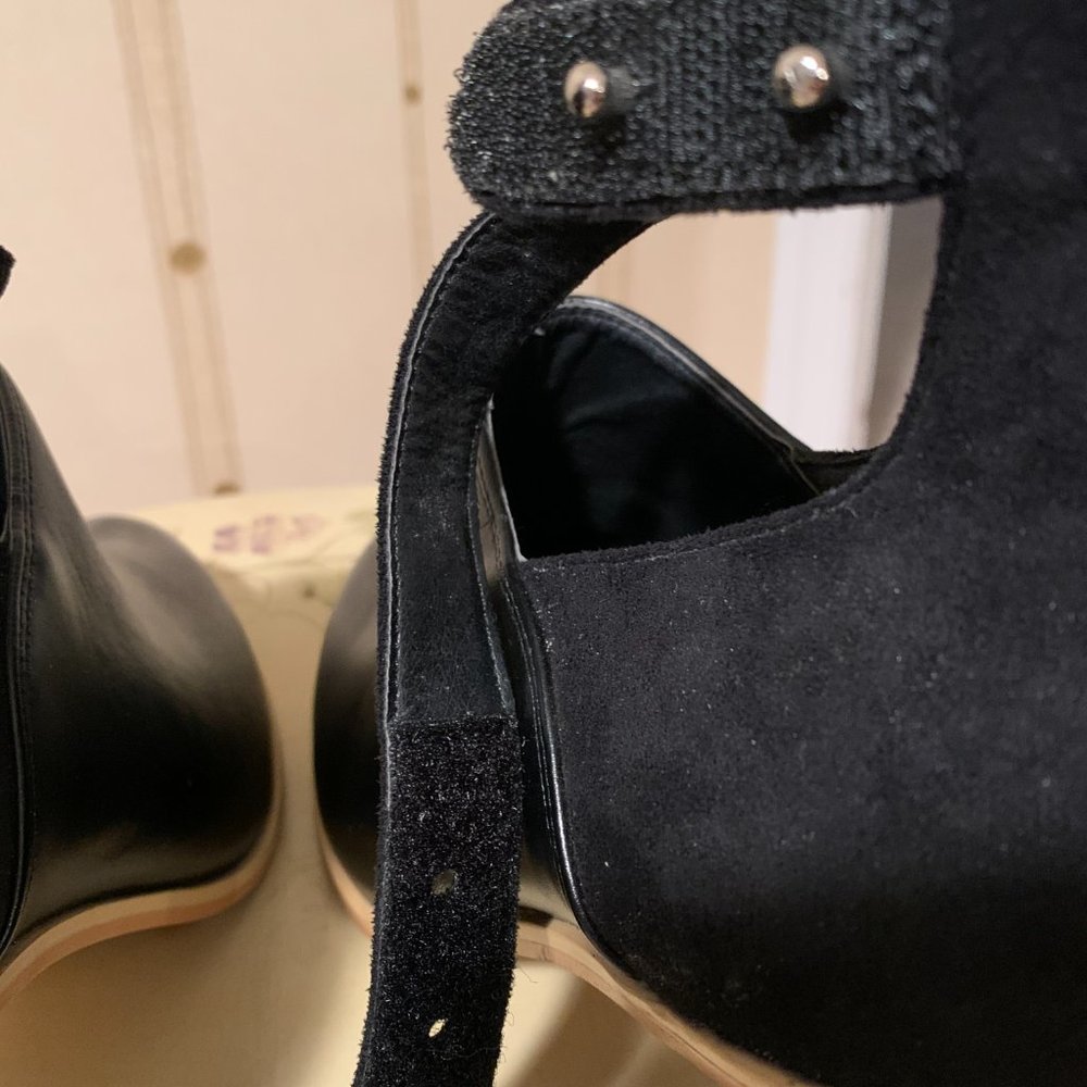 Classy Unique Bootie - image 3